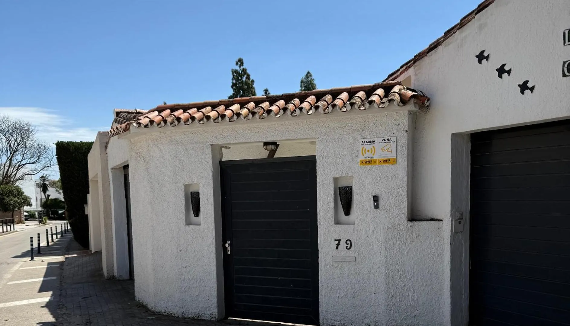 Marbella Las Golondrinas By Sol Maestranza